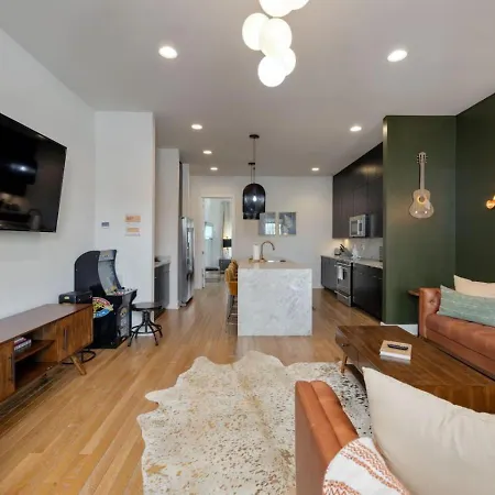 Nashvista Townhome Downtown Views 10 Comfy Beds